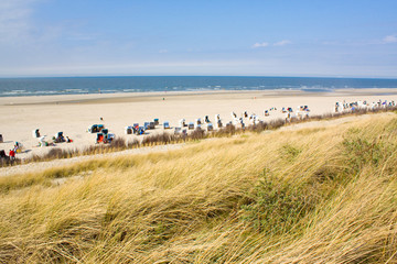 Idyllischer Tag an der Nordsee im Sommer