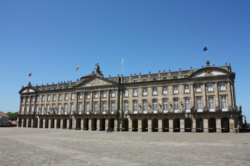 Fototapeta na wymiar Obradoiro plac (Plaza Obradoiro). Rajoy Pałacu