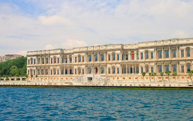 Fototapeta premium Ciragan Palace, Bosporus, Istanbul, Turkey