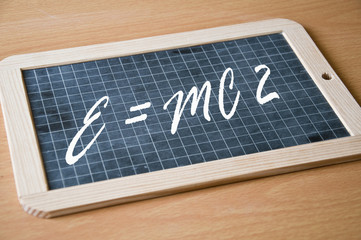 ardoise E= MC2