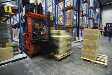 Lifting cargo logistics and moving boxes
