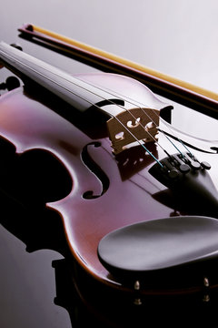 Violino em contraluz