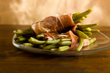 Fagiolino con Prosciutto crudo
