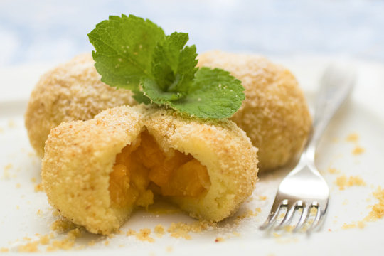 Marillenkn&ouml;del