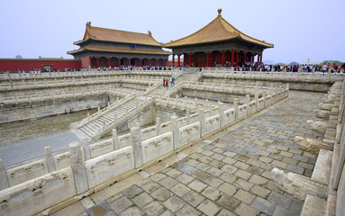 chine, beijing, cité interdite : escaliers et pavillons