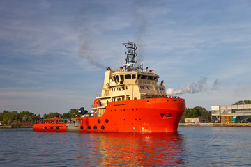 Fototapeta premium Sea trials tug