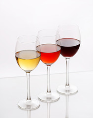 .Three Colors of Wine
