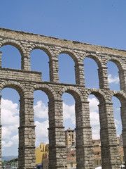 Segovia, acueducto romano, construído hace 2000 años, España