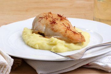 gegrillte Hühnchenbrust mit Kartoffelpüree