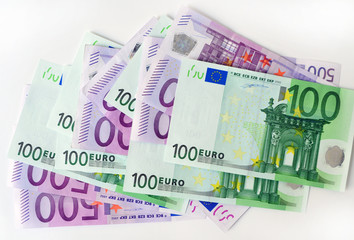 hunderter und fünfhunderter Euroscheine / Gelscheine