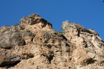 Canyon vor blauem Himmel