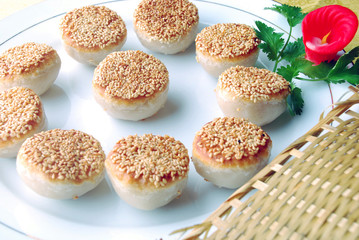 china delicious food-wrap bean paste in glutinous ball