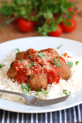 Light spicy meatballs with rice