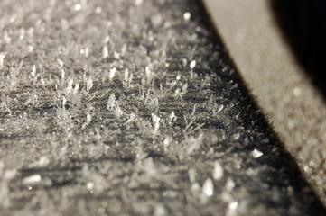 Eiskristalle auf Auto