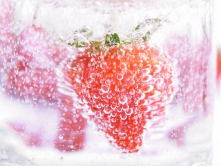 Strawberry in Mineral water with boobles