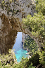 Fototapeta na wymiar Natural Arch w Capri (Włochy)