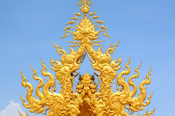 Fototapeta na wymiar Traditional Thai style on temple