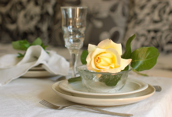Tableware in beige