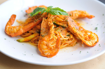 Pasta with shrimps