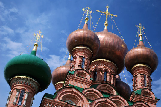 Bulbes de l'&eacute;glise othodoxe d'Ostankino