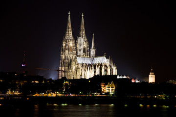 Fototapeta premium Kölner Dom bei Nacht