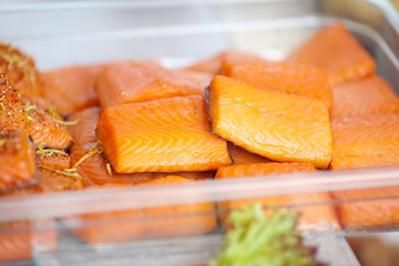 stücke geräucherter lachs