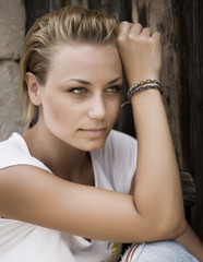 Fototapeta premium Beautiful Fashion Girl