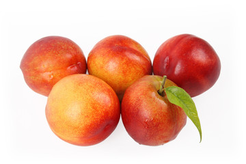 Fototapeta na wymiar five fresh peaches