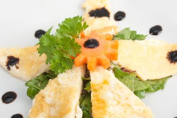 Vorspeise - Salat mit Eierstich