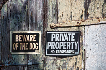 Signs in Saint Thomas