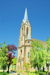 Fototapeta na wymiar vista sulla chiesa