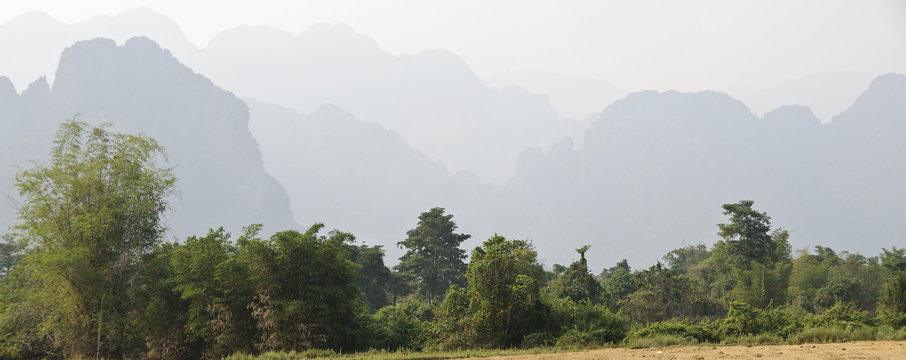 Karstberge bei Vang Vieng,Laos