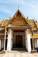 Obraz na płótnie Canvas Wat Suthat thai temple, Bangkok Thailand