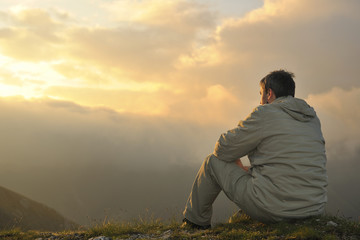 Obraz premium fresh sunrise at mountain