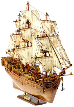 maquette du "Bounty", voilier anglais, fond blanc
