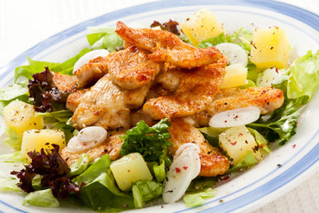 Roasted chicken with vegetable salad