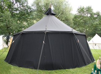schwarzes Zelt