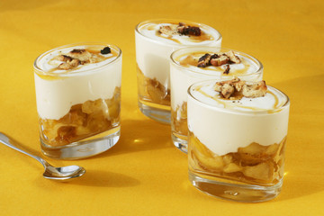 Verrine Pomme Miel Noisette