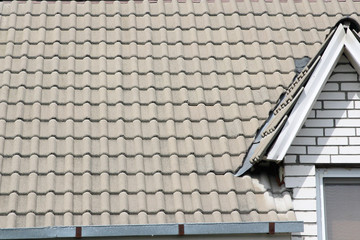 Roof from a tile