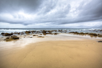 Fototapeta na wymiar stormy beach