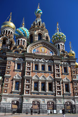 Fototapeta na wymiar Fasada Krwi w Petersburgu