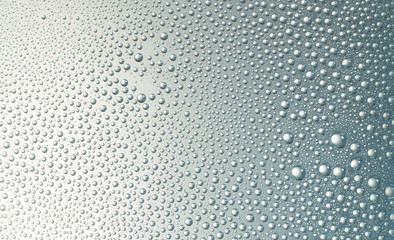 Wasserfond mit Tropfen Ausschnitt 13