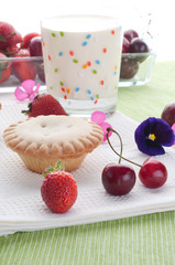 cake with fresh fruits decoration