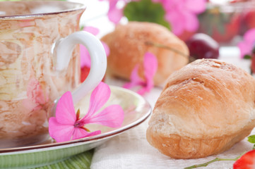 Breakfast. croissant with berries