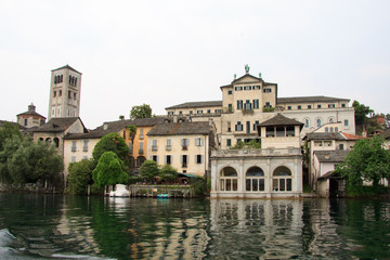 Fototapeta na wymiar isola di San Giulio - lago d'Orta