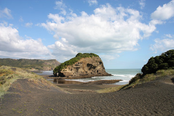 New Zealand - Te Henga, Bethells Beach