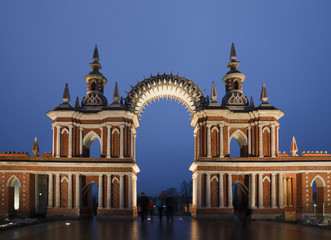 Nightlighting gate of State historical museum reserve Tsaritsyno