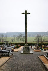 Croix dans un cimetière