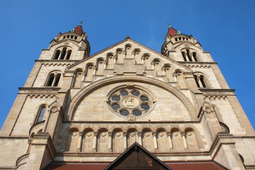 Fototapeta na wymiar Вена. Церковь Франциска Ассизского