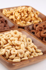 Honey and chocolate cereals